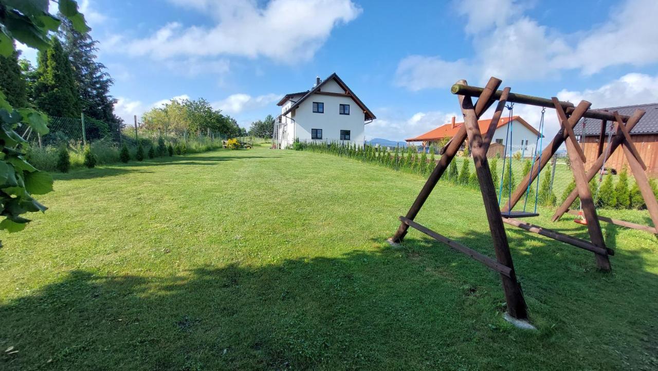 Apartmany Kohoutek A Slepicka V Novohradskych Horach Nové Hrady Exterior foto